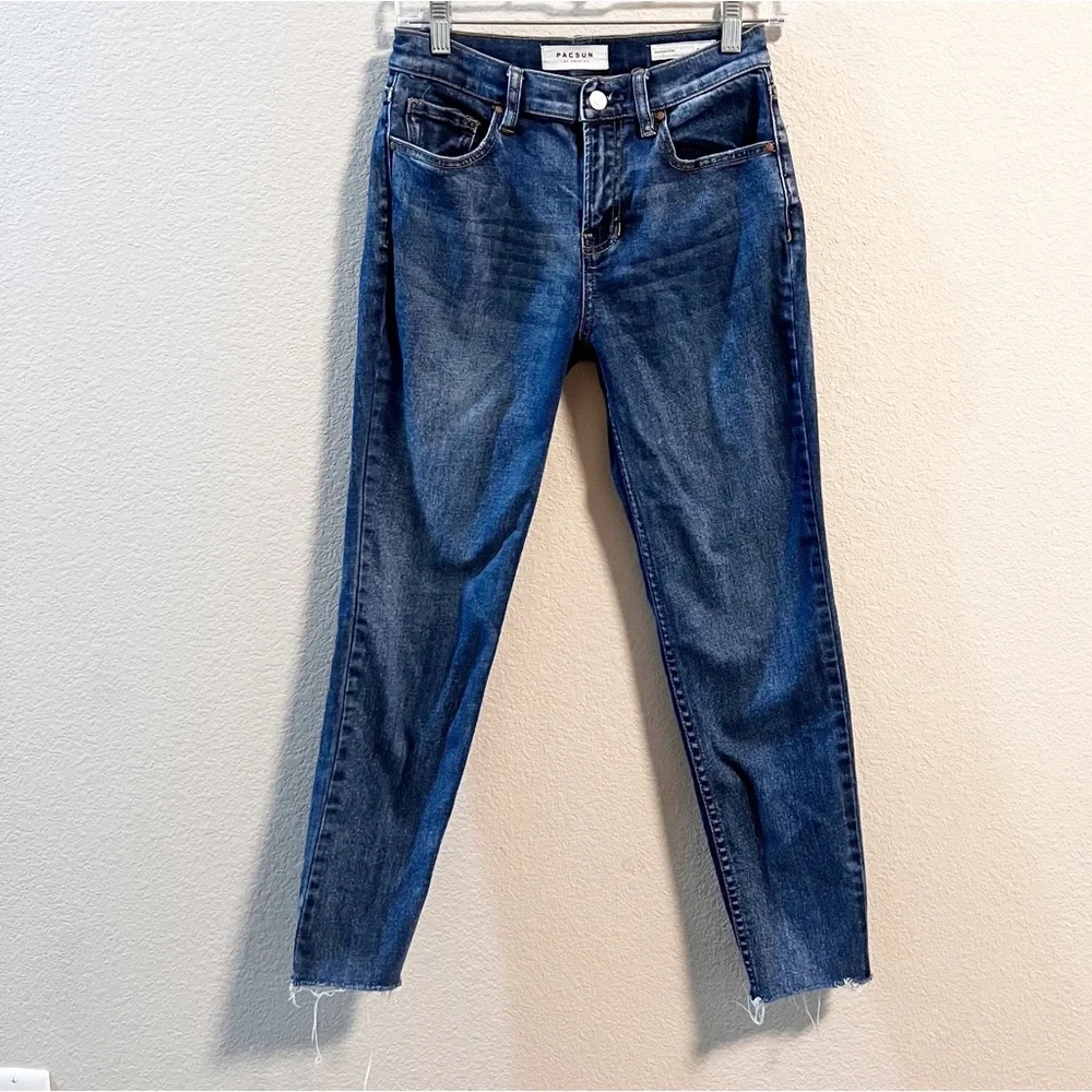 PacSun Vintage Icon Mom Jeans